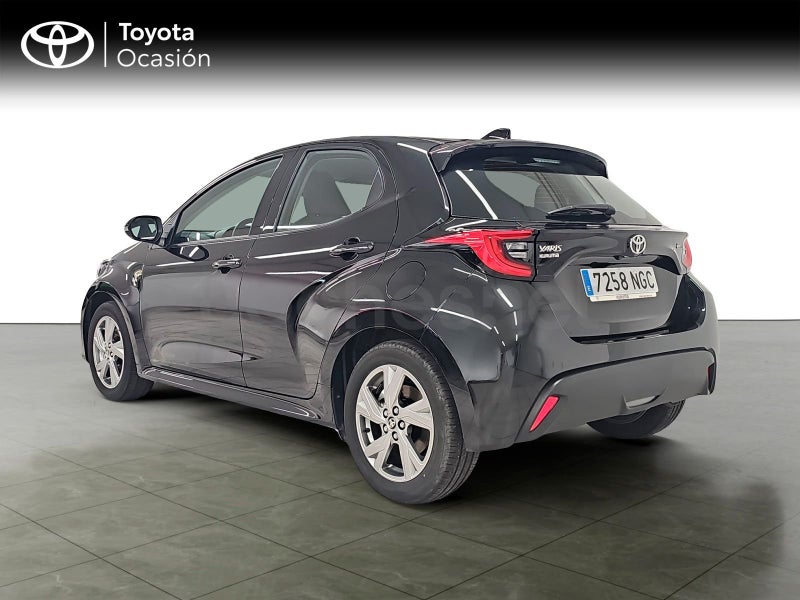 Toyota Yaris 2025 — photo 2