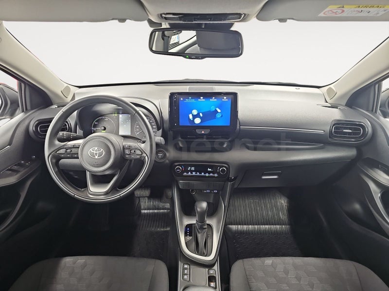 Toyota Yaris 2025 — photo 8