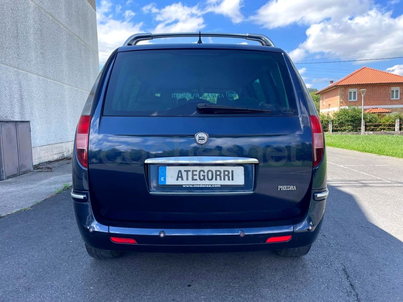 Lancia Phedra 2007 — photo 5