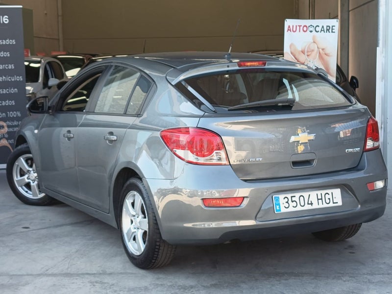 Chevrolet Cruze 2011 — photo 5