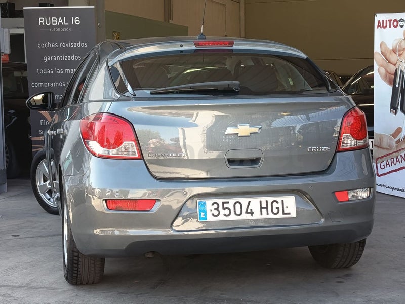 Chevrolet Cruze 2011 — photo 6