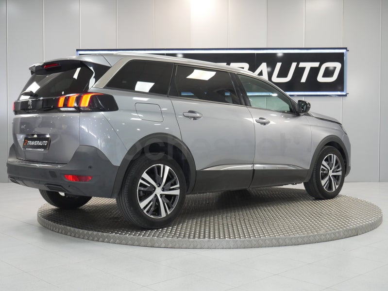 Peugeot 5008 2023 — photo 4