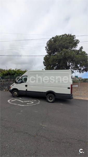 Iveco Daily 2002 — photo 3