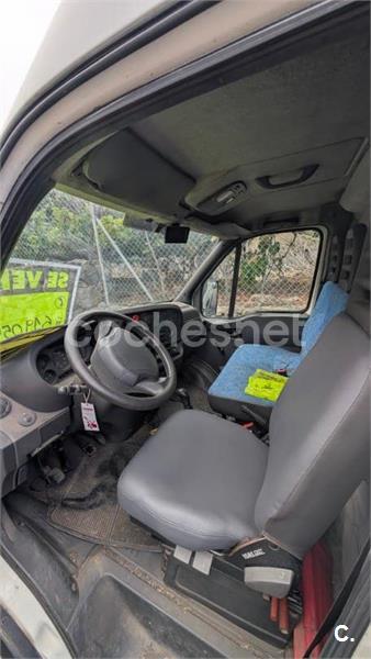 Iveco Daily 2002 — photo 8