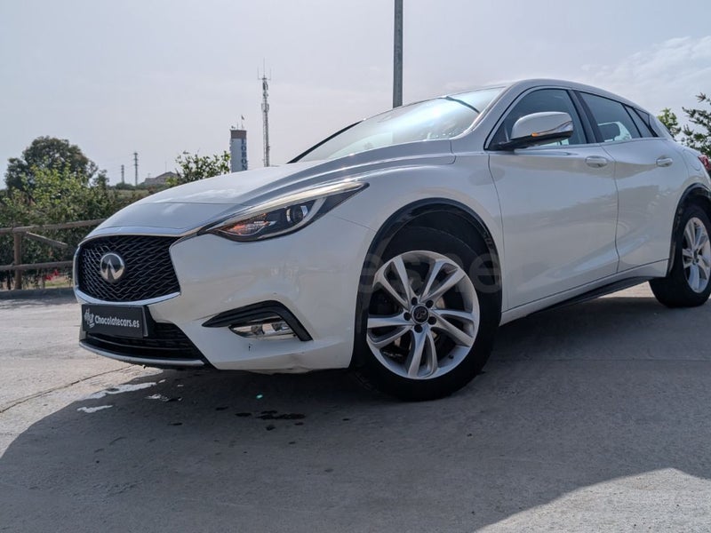 Infiniti Q30 2018