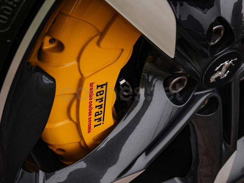 Ferrari Sf90 2025 — photo 4