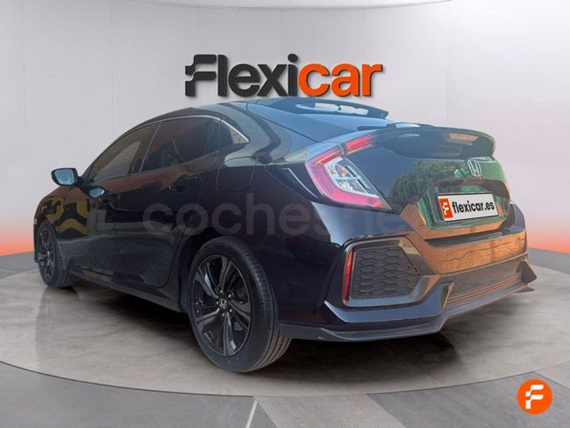 Honda Civic 2018 — photo 5