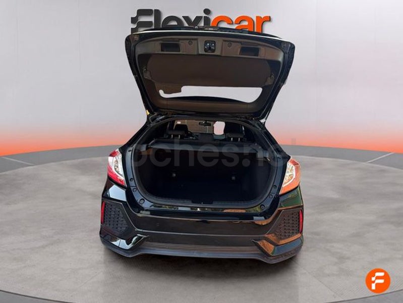Honda Civic 2018 — photo 8