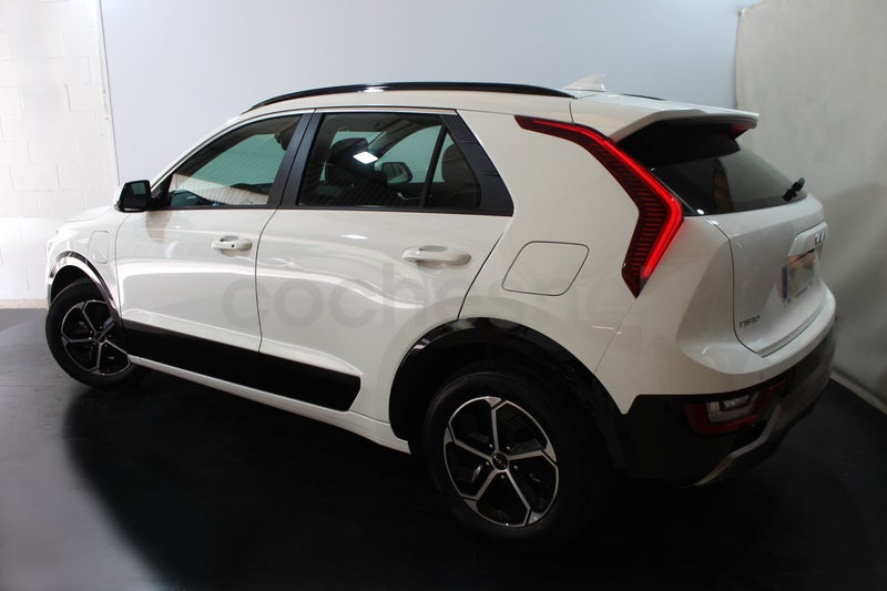 Kia Niro 2023 — photo 3