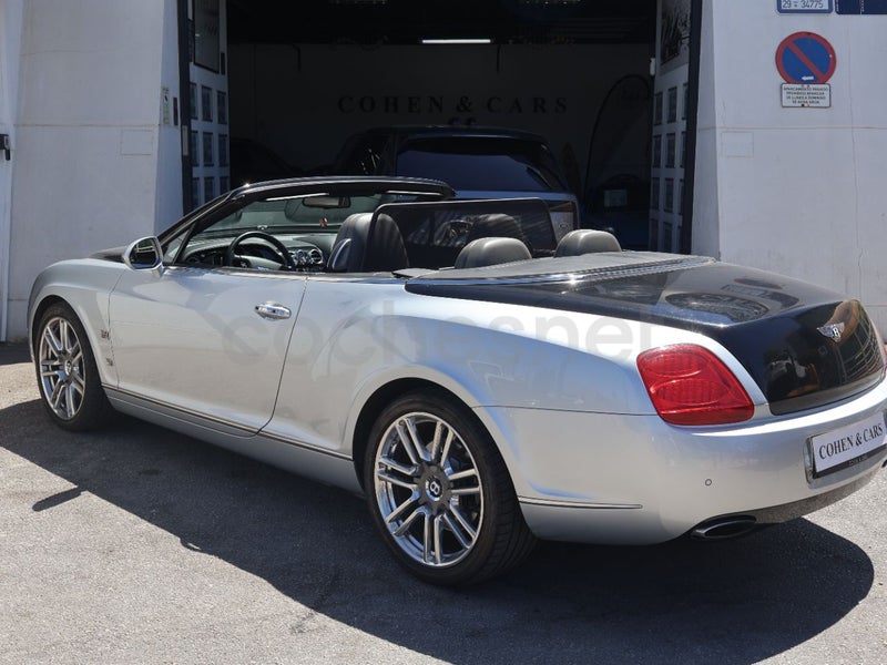 Bentley Continental Gtc 2011 — photo 8