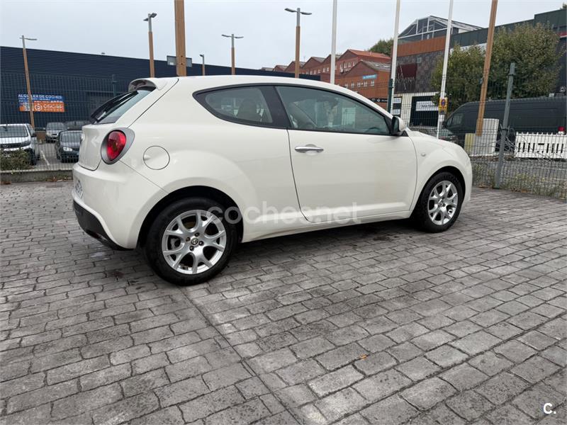 Alfa Romeo Mito 2010 — photo 2