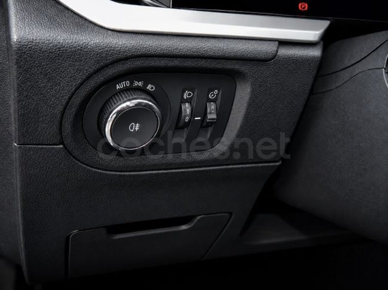 Opel Grandland Phev 2023 — photo 8