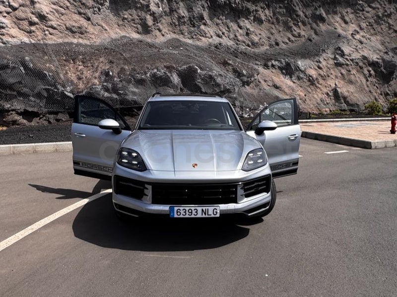 Porsche Cayenne 2024 — photo 2