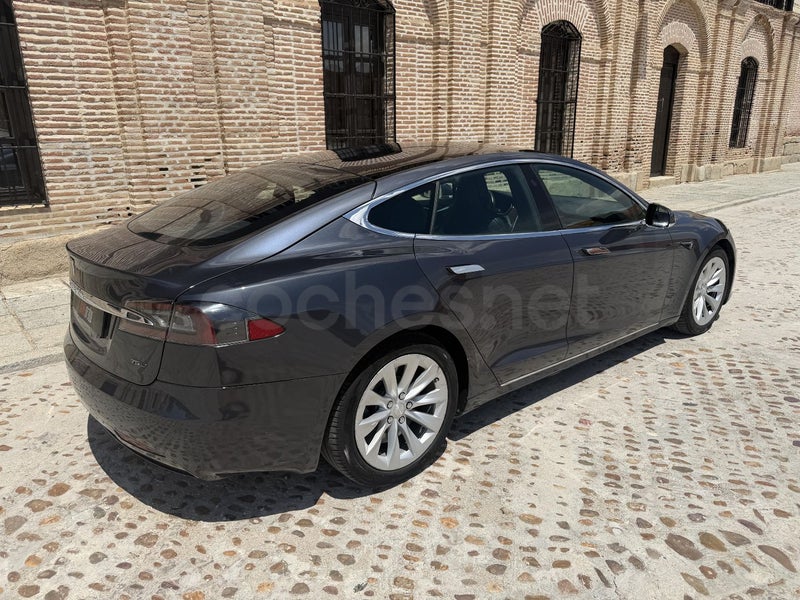 Tesla Model S 2017 — photo 4