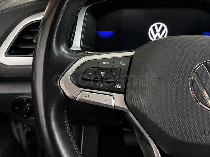 Volkswagen T-roc 2023 — photo 8