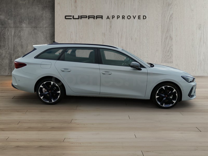 Cupra León 2025 — photo 3