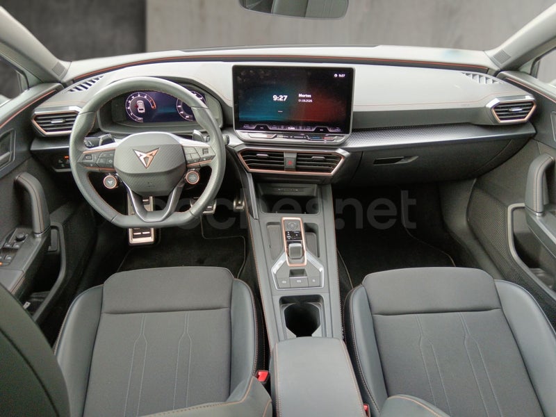 Cupra León 2025 — photo 4