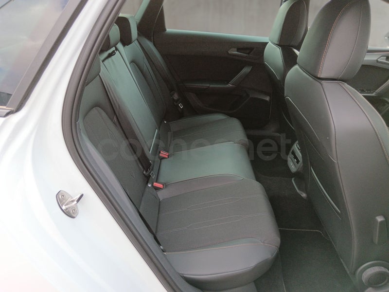Cupra León 2025 — photo 6