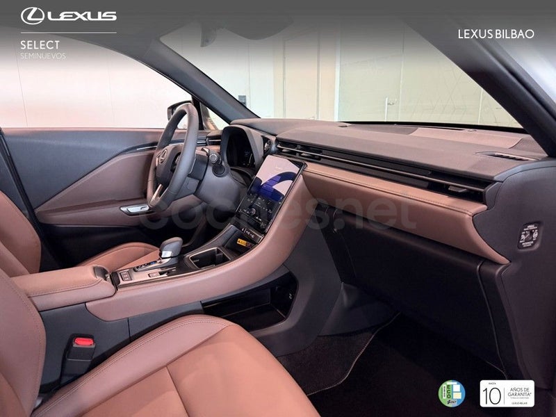 Lexus Lbx 2026 — photo 6