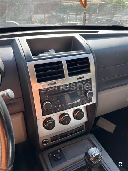 Dodge Nitro 2009 — photo 5