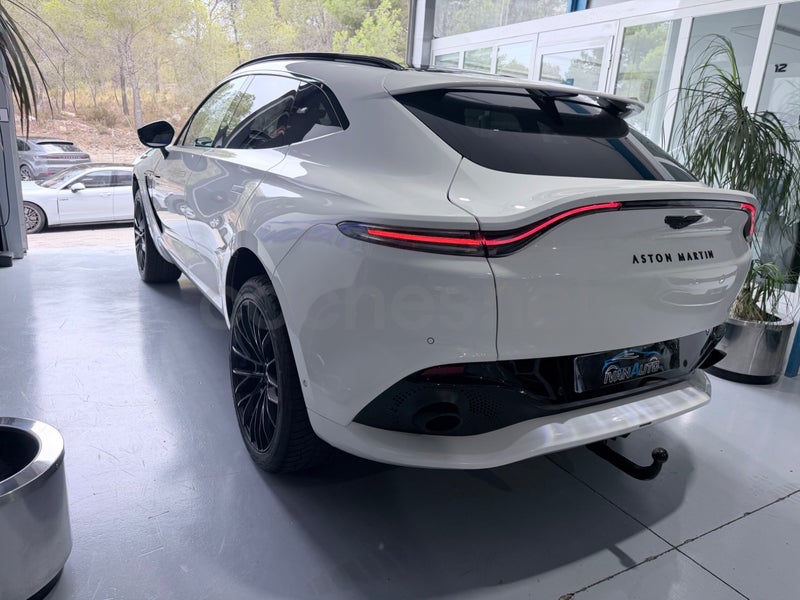 Aston Martin Dbx 2021 — photo 4