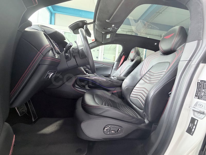 Aston Martin Dbx 2021 — photo 8
