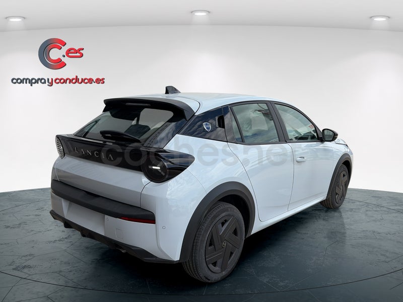 Lancia Ypsilon 2025 — photo 4
