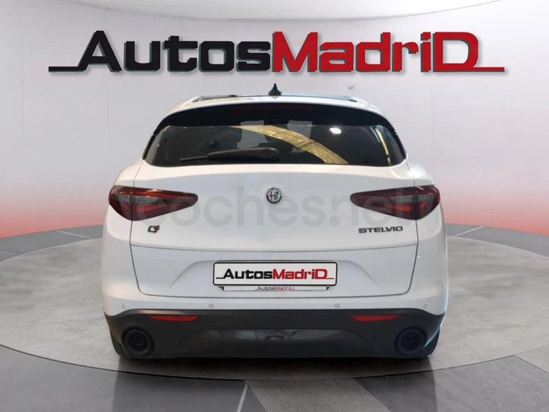 Alfa Romeo Stelvio 2021 — photo 6