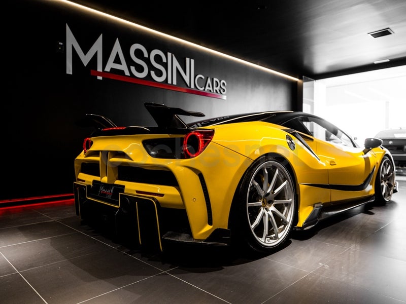 Ferrari 488 2016 — photo 7