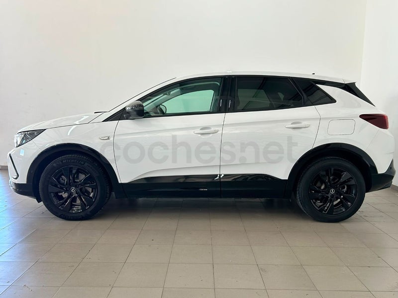 Opel Grandland Phev 2023 — photo 3