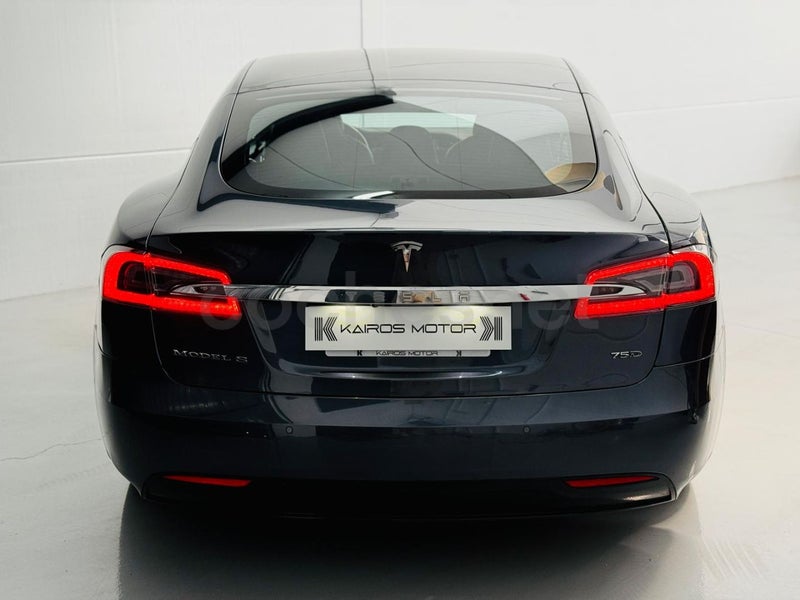 Tesla Model S 2019 — photo 4