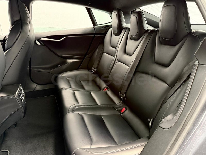 Tesla Model S 2019 — photo 8