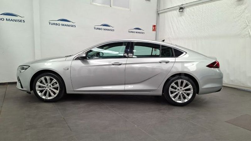 Opel Insignia 2022 — photo 2