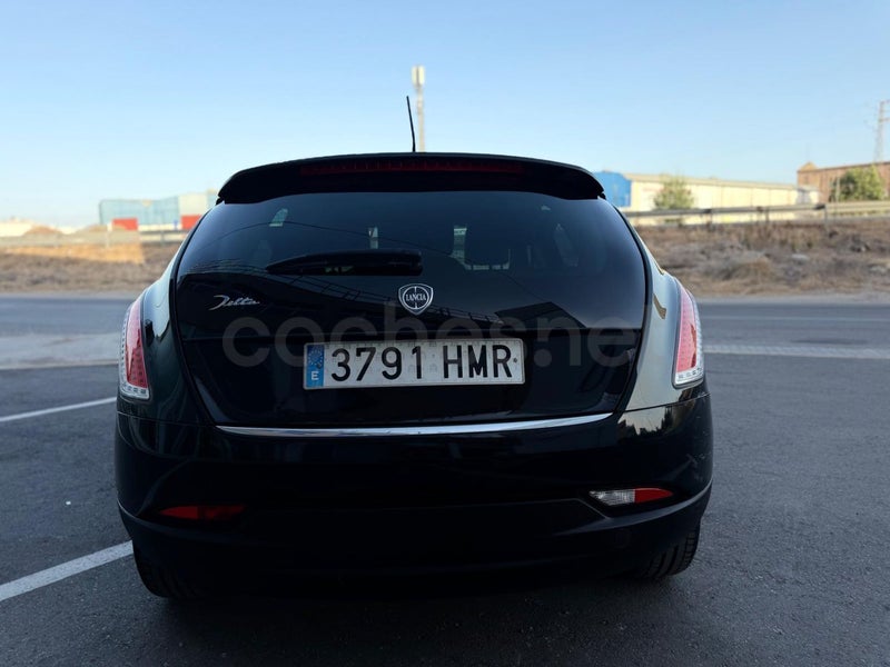 Lancia Delta 2013 — photo 3