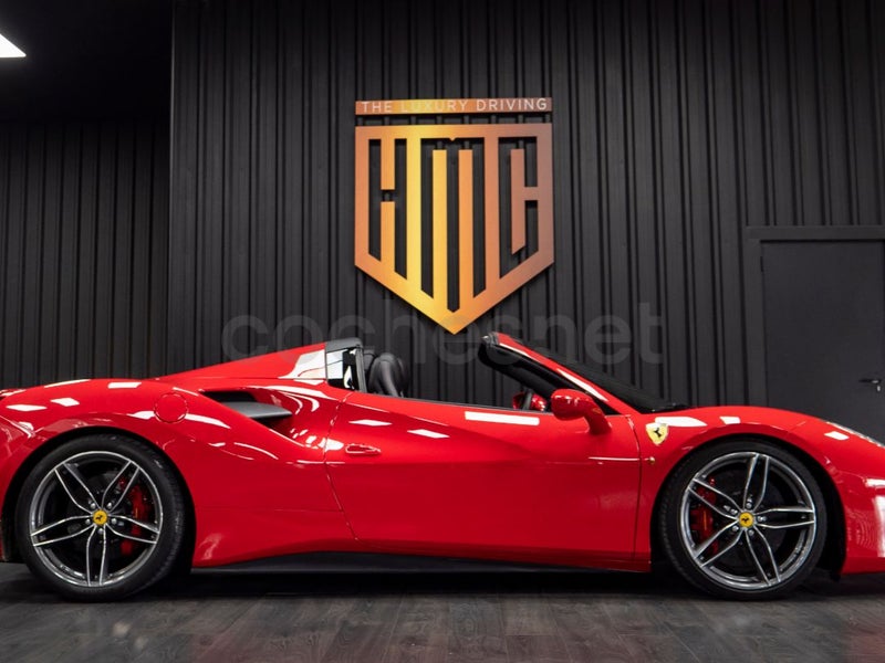Ferrari 488 2016 — photo 3
