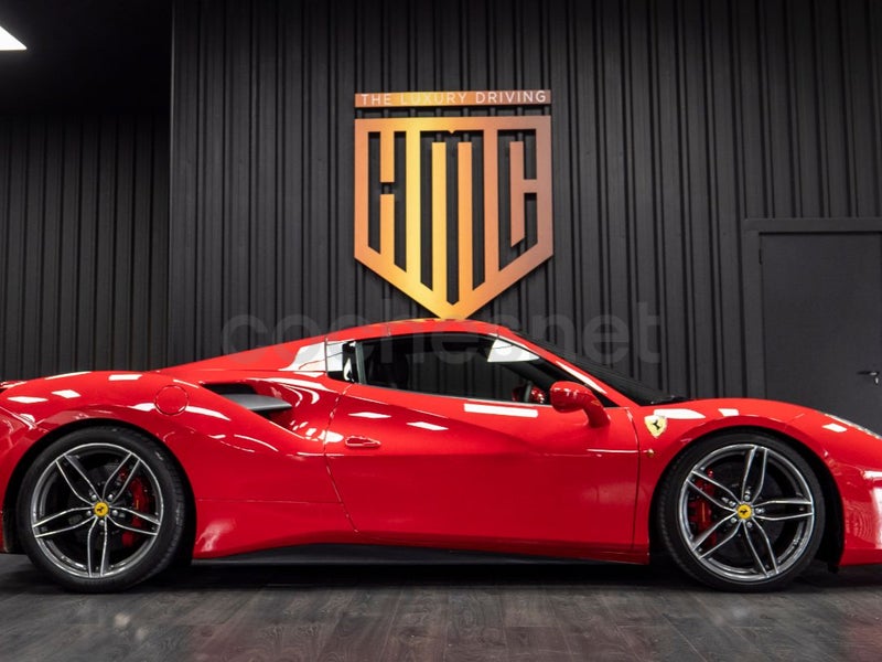 Ferrari 488 2016 — photo 4