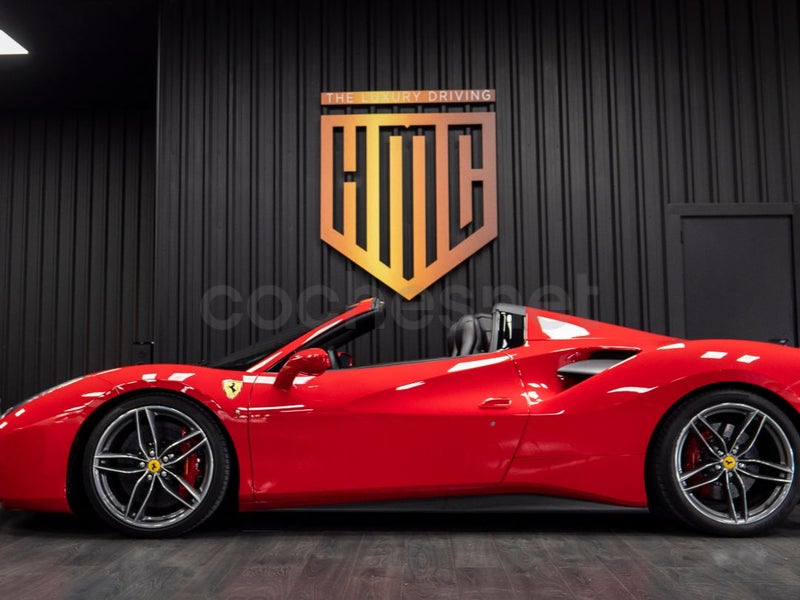 Ferrari 488 2016 — photo 5
