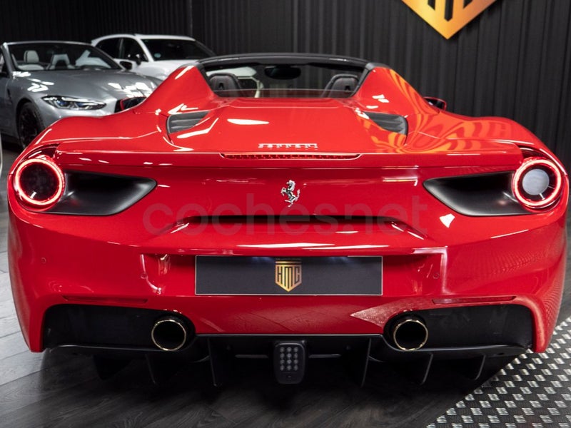 Ferrari 488 2016 — photo 8