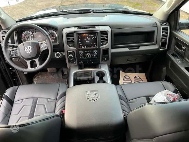 Dodge Ram 5.7 2021 — photo 8