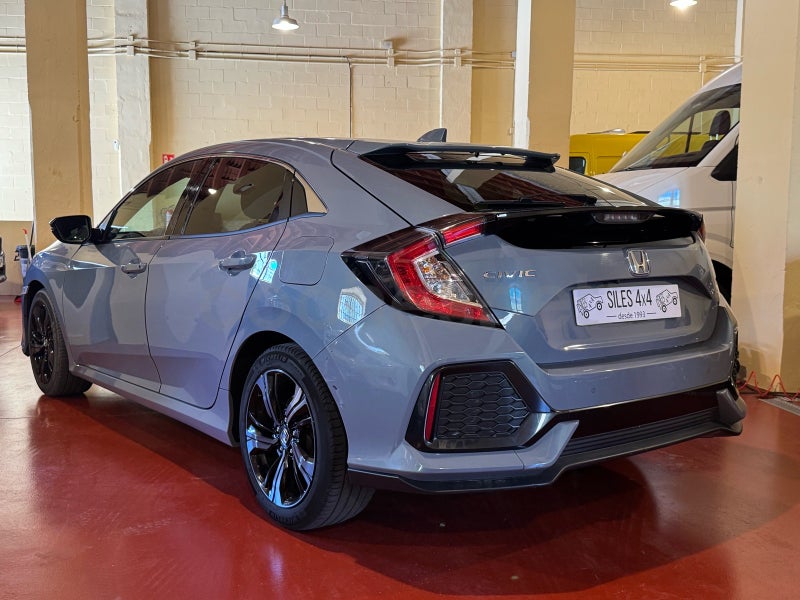 Honda Civic 2019 — photo 4