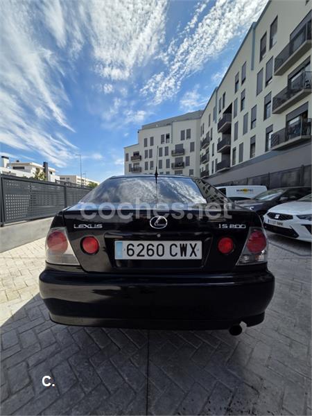 Lexus Is200 2004 — photo 3