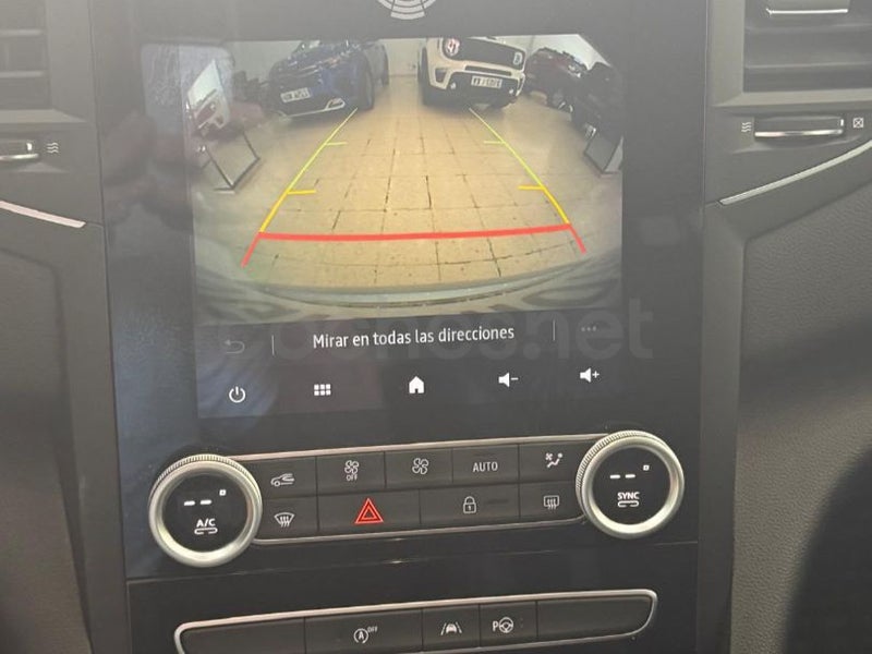 Renault Mégane 2023 — photo 8