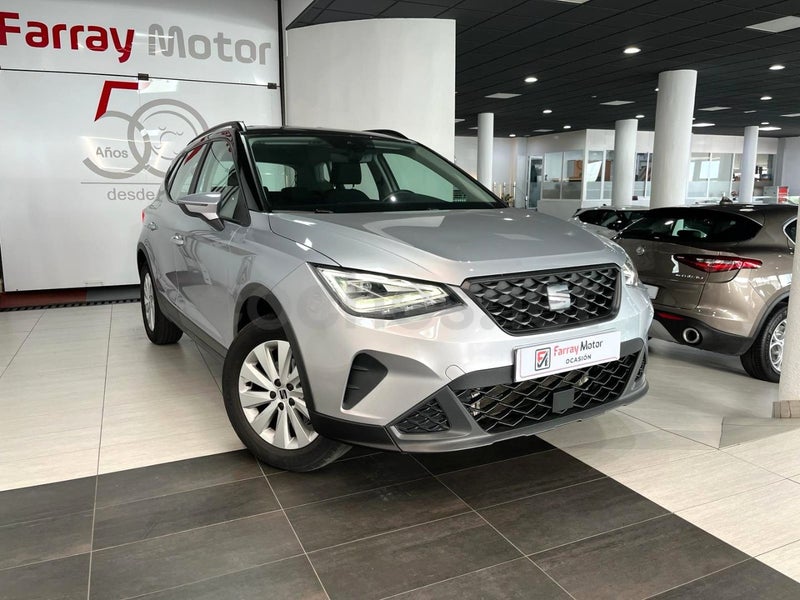 Seat Arona 2023 — photo 2