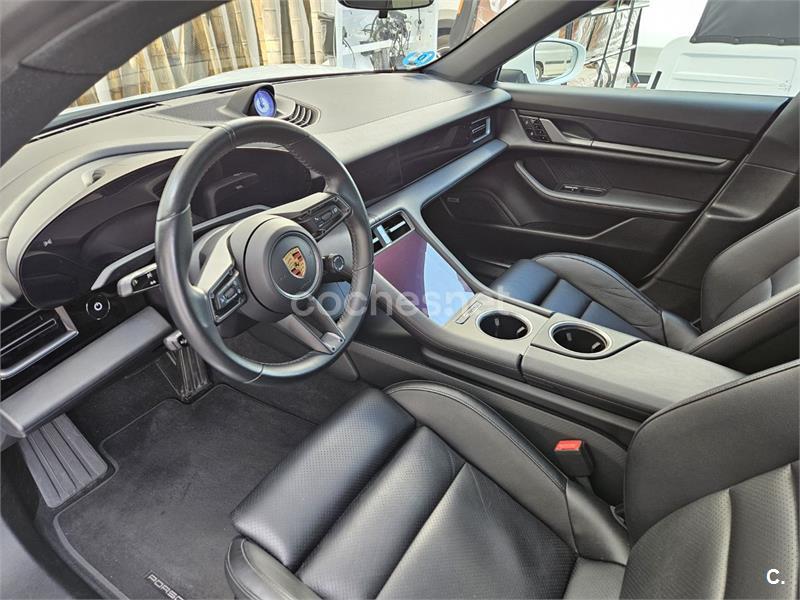 Porsche Taycan 2020 — photo 4