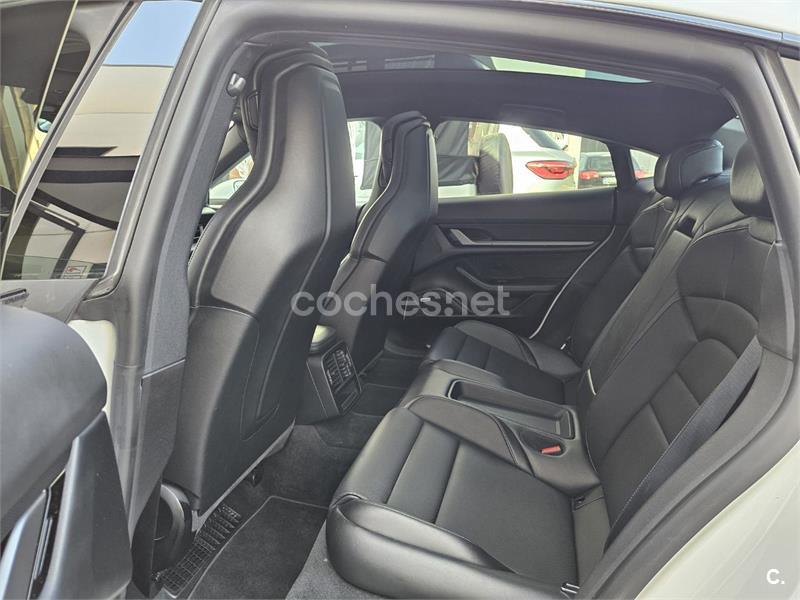 Porsche Taycan 2020 — photo 8
