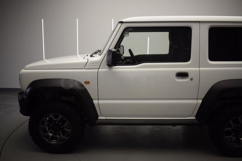 Suzuki Jimny 2022 — photo 8