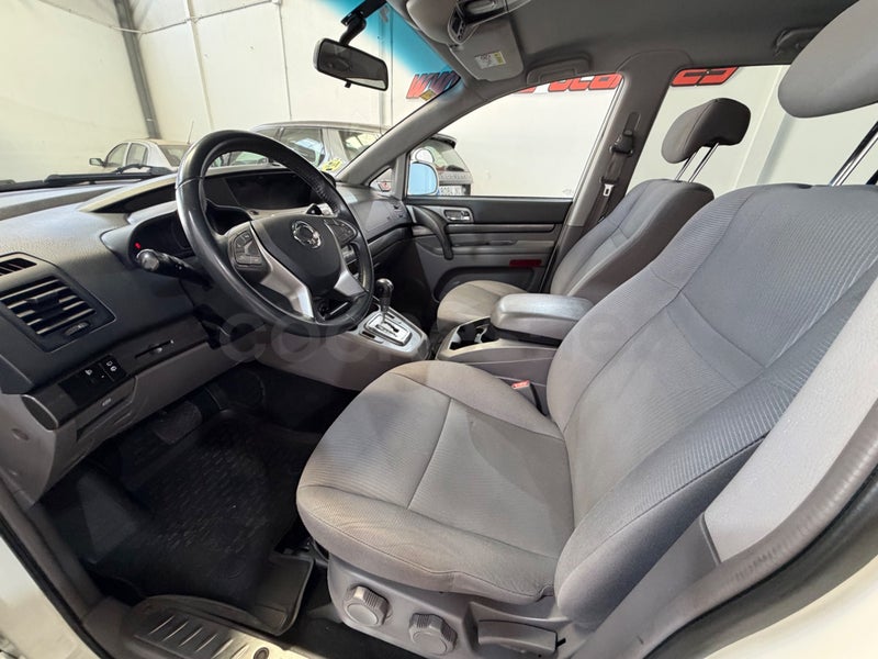 Ssangyong Rodius 2015 — photo 7