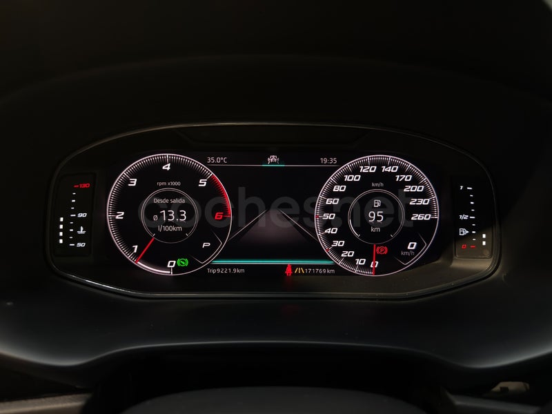 Seat León 2020 — photo 2