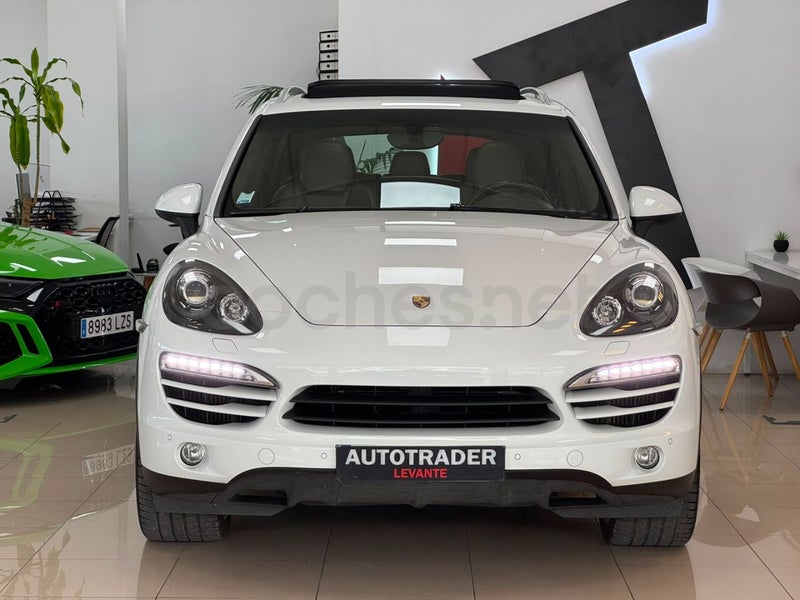 Porsche Cayenne 2014 — photo 2