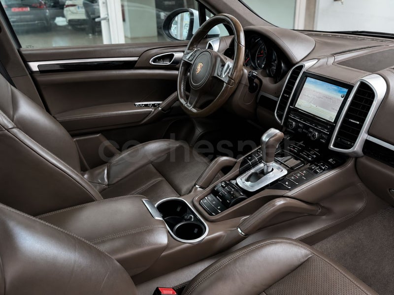 Porsche Cayenne 2014 — photo 8